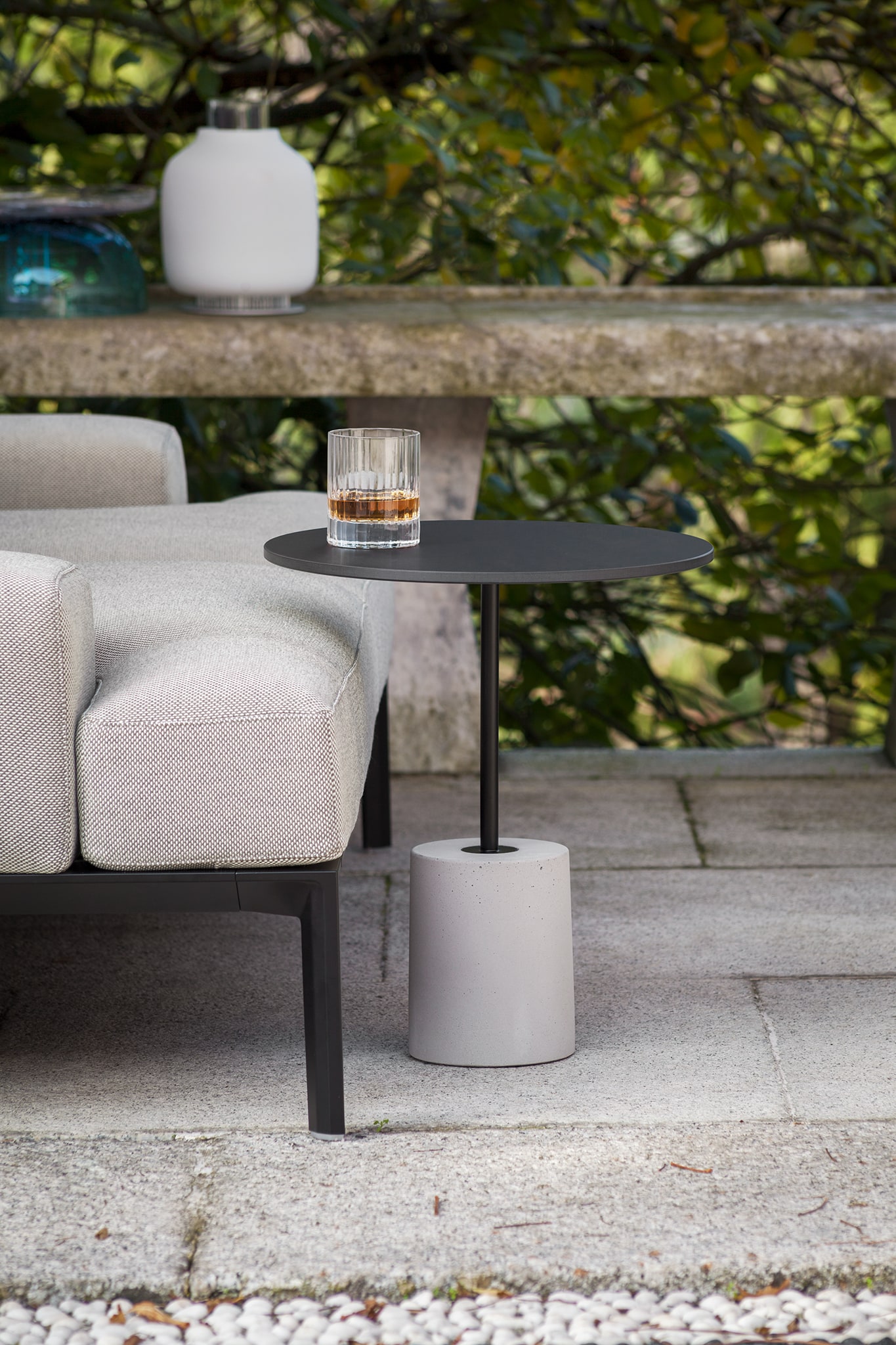 Jey Outdoor Beistelltisch