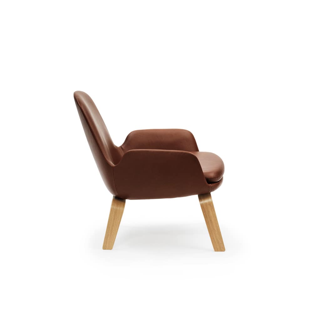 Era Lounge-Sessel low wood