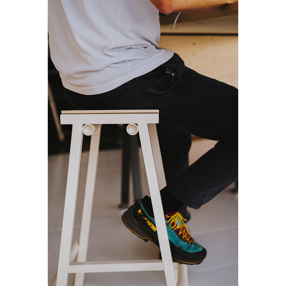 Taburete 8 Bar Stool