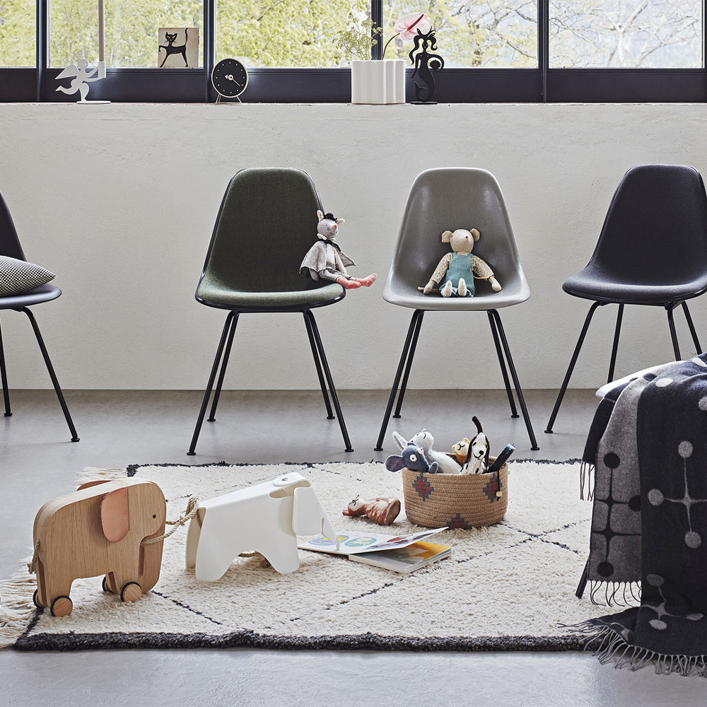 Eames Elephant small