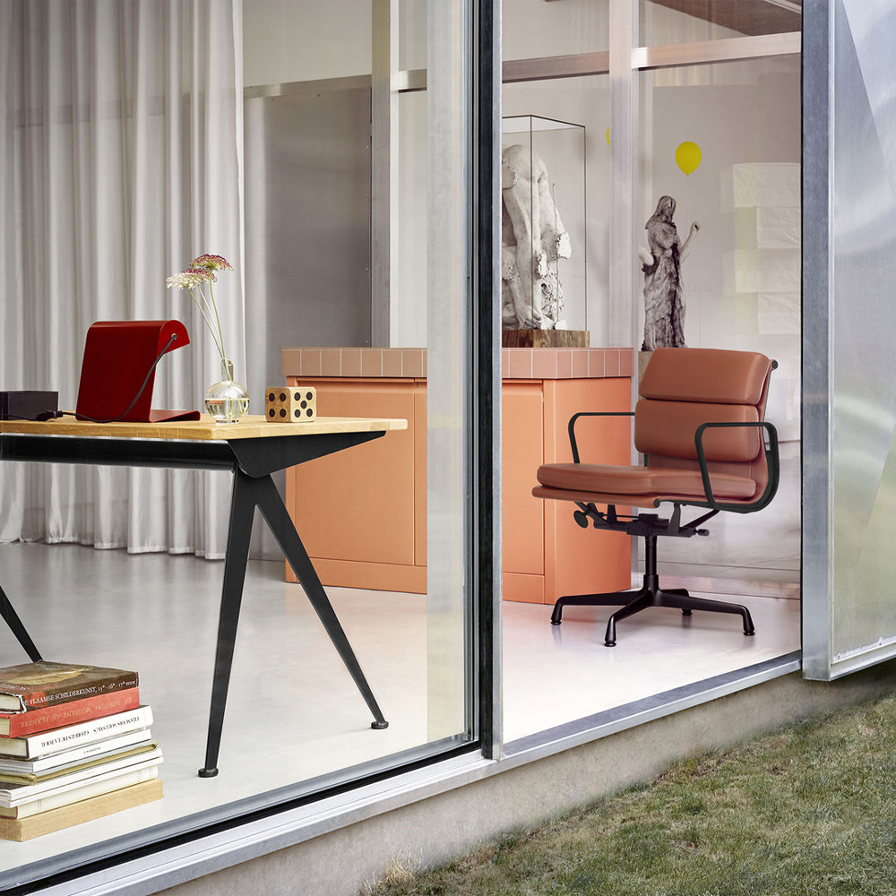 Soft Pad Chair EA 231 - Home Office