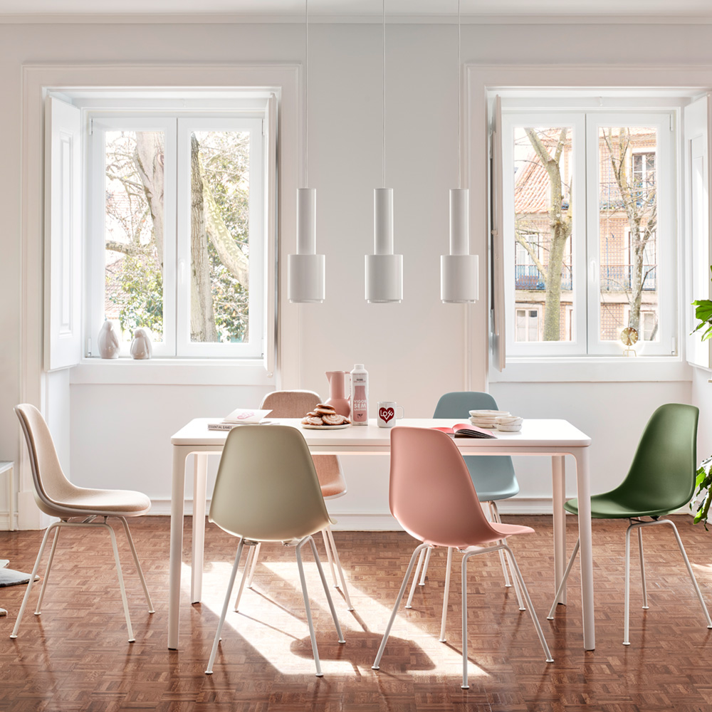 Eames Plastic Side Chair RE DSX