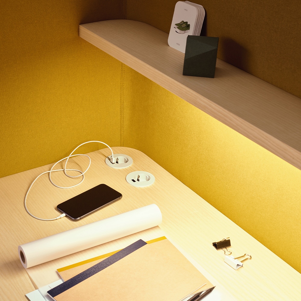 Floater Schreibtisch