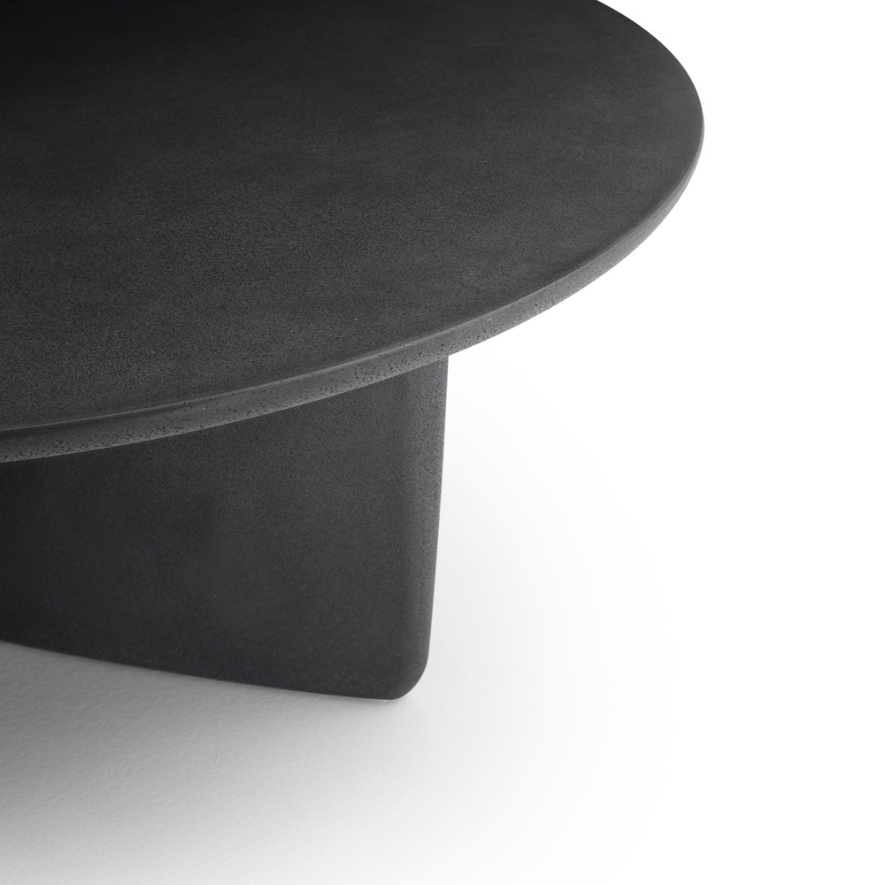 BBItalia-Tisch-Outdoor-Tobi-Ishi-Zement-anthrazit-2-Stoll-Koeln Tobi-Ishi Tisch Outdoor