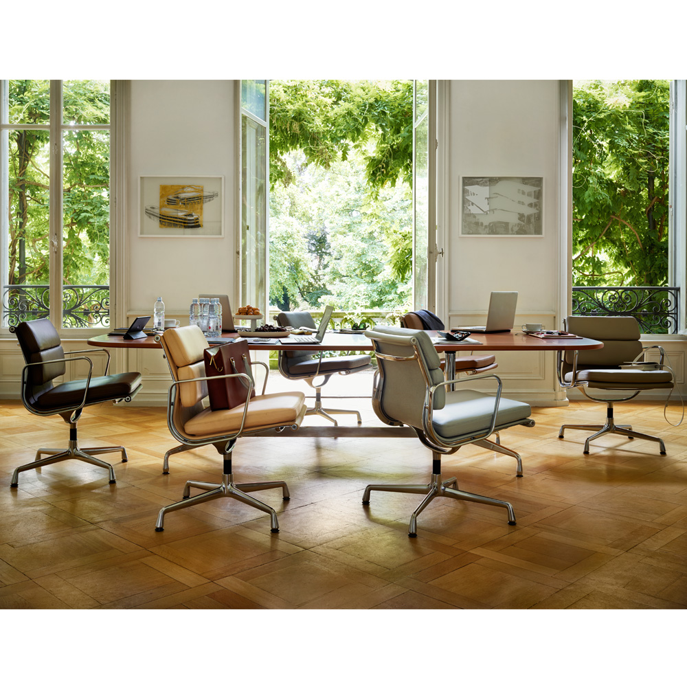 Soft Pad Chair EA 207/208