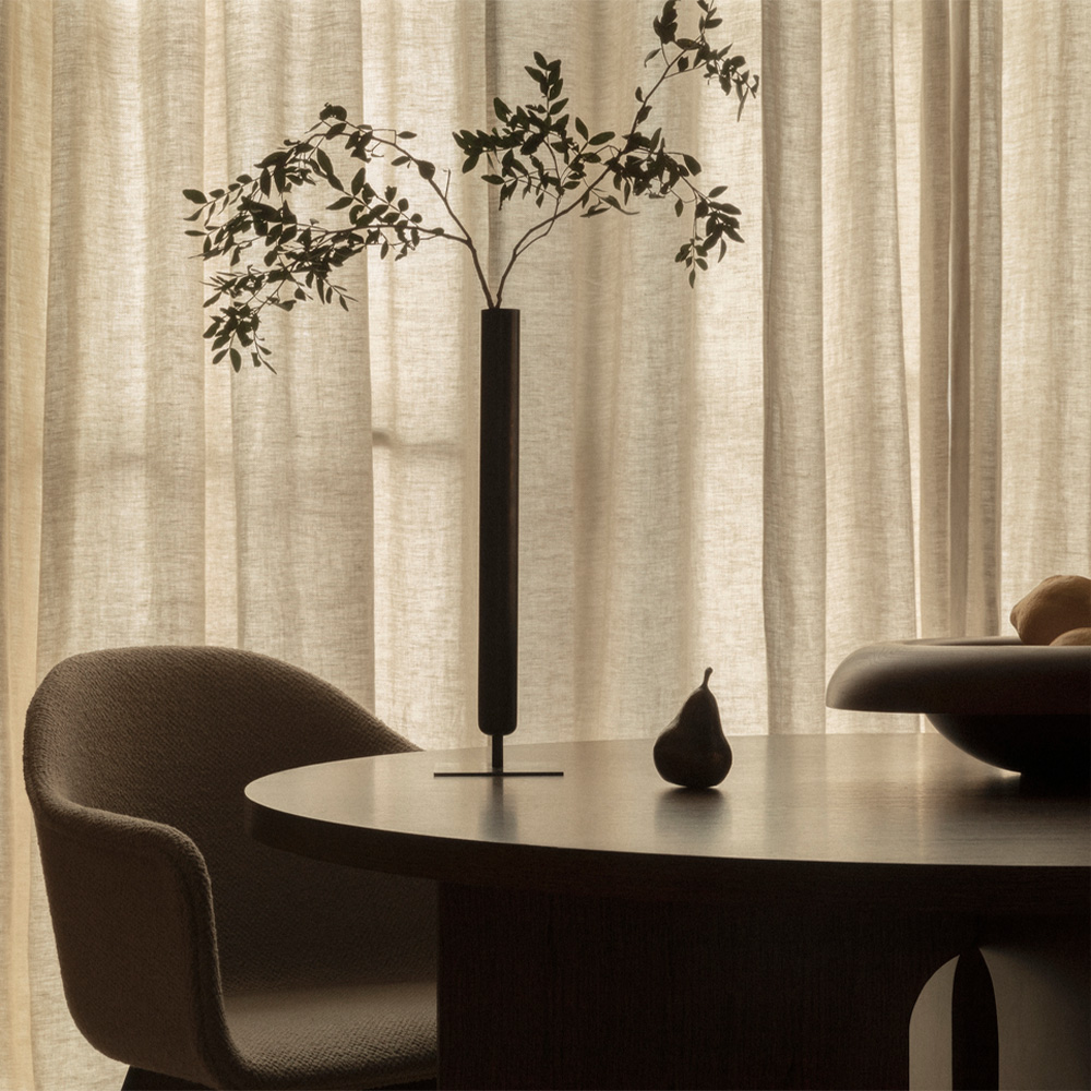 Androgyne Dining Table