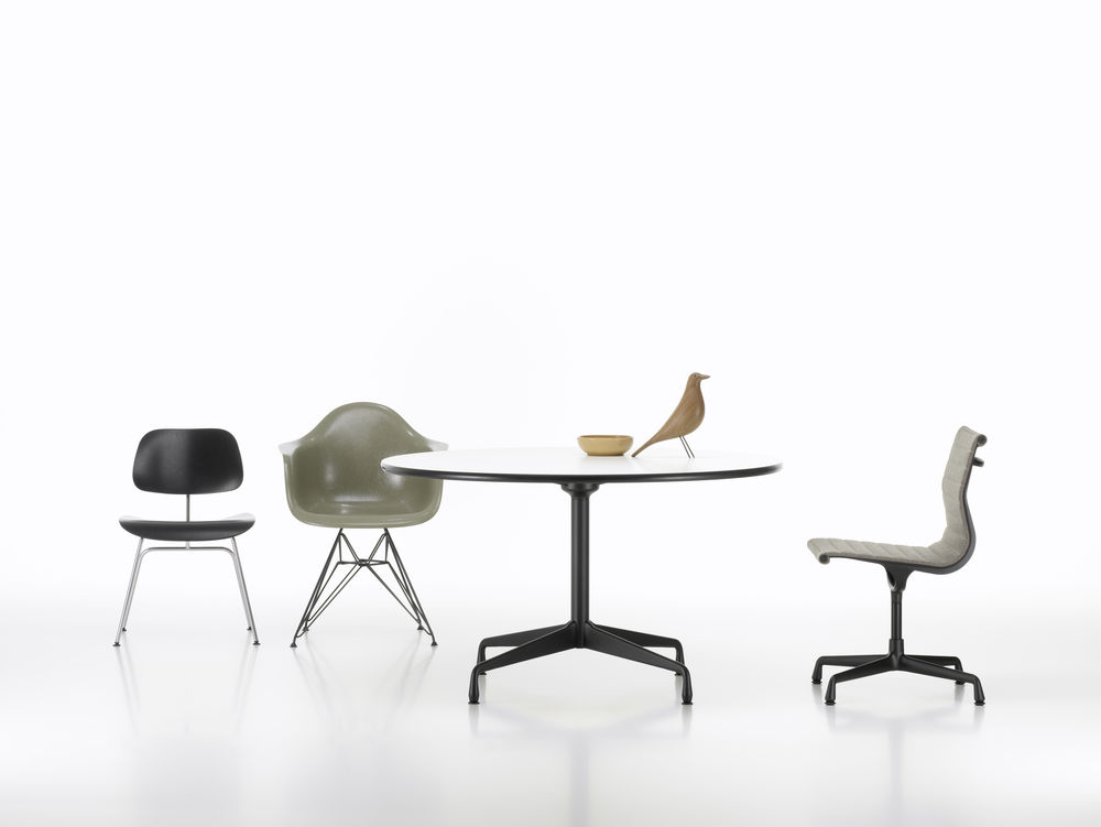 Eames Segmented Table rund