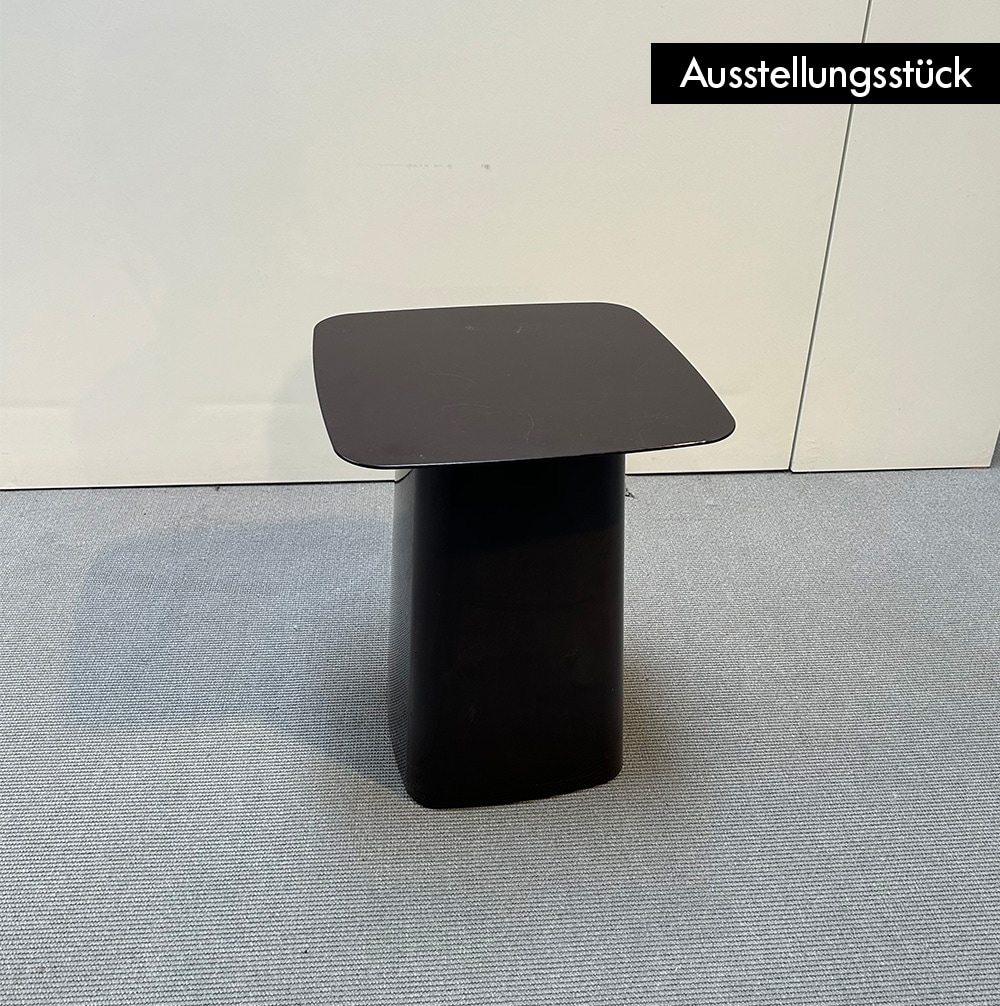 Metal Side Table - Ausstellungsstück