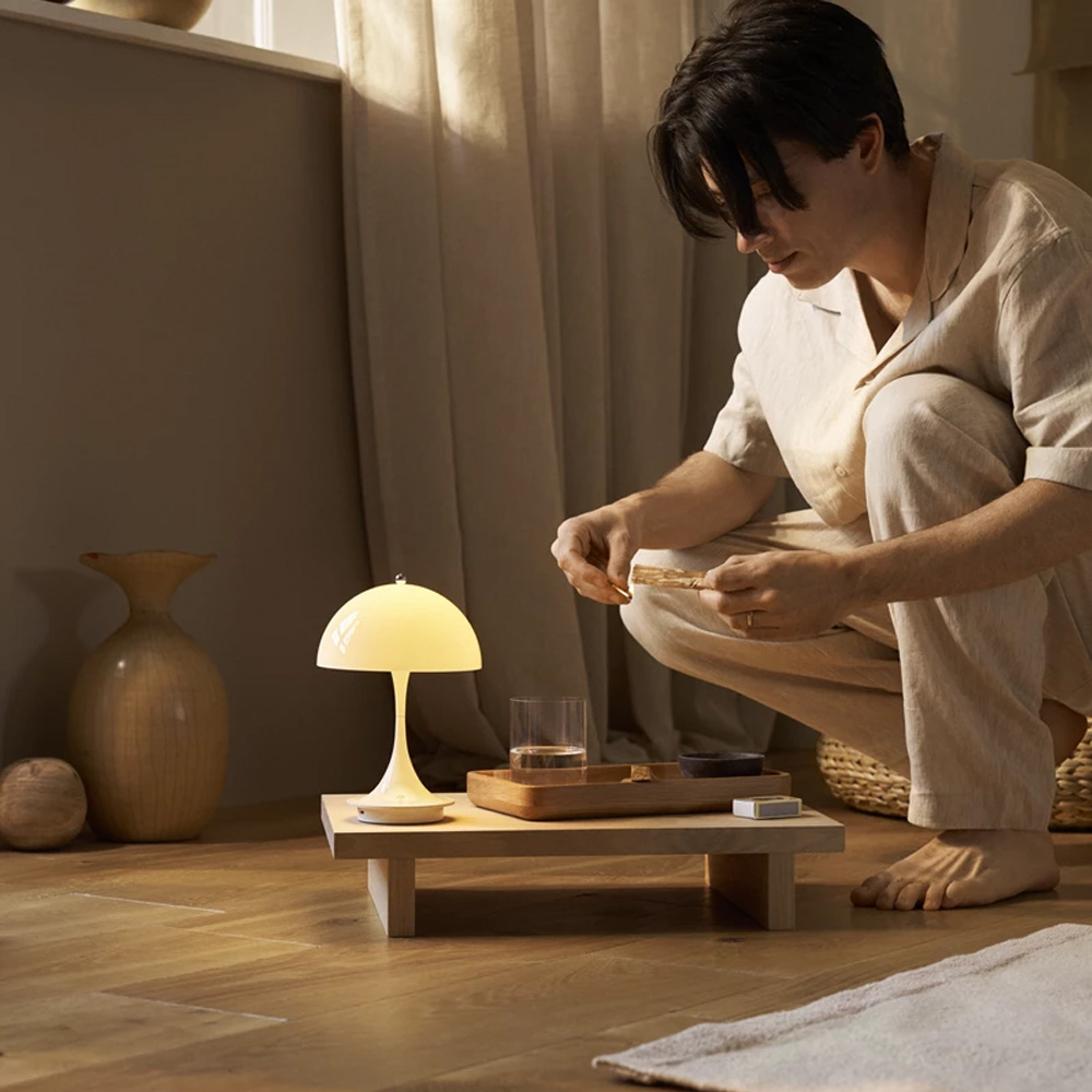 Panthella 160 Portable Leuchte