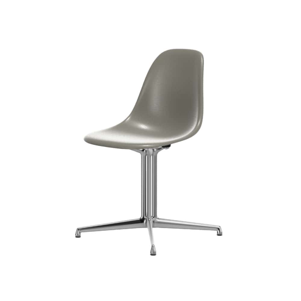 Eames Fiberglass Side Chair DSL