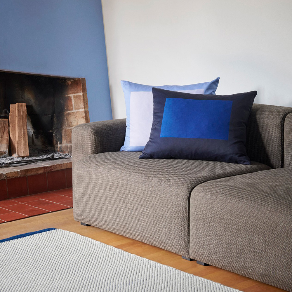 Bias Rug Tint Teppich