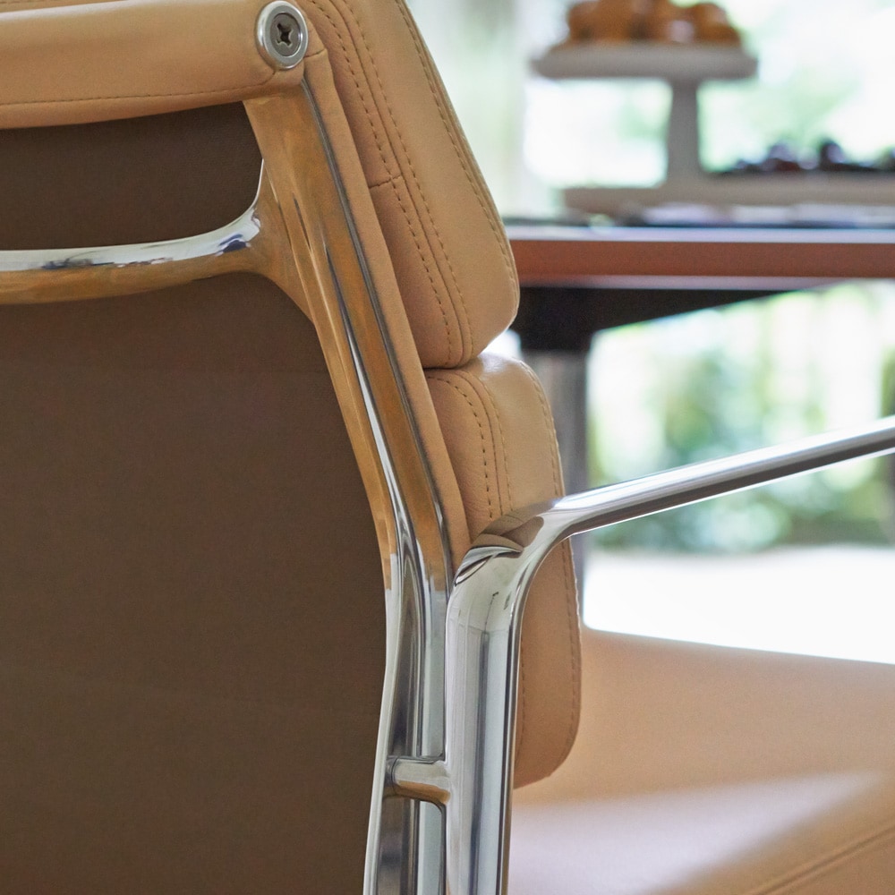 Soft Pad Chair EA 207/208