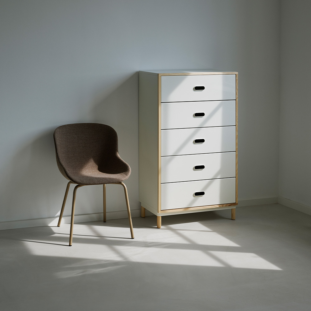 Kabino Kommode mit fünf Schubladen