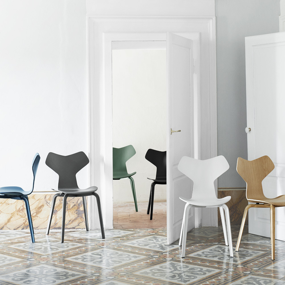 Grand Prix - Stuhl 4130 Holzgestell