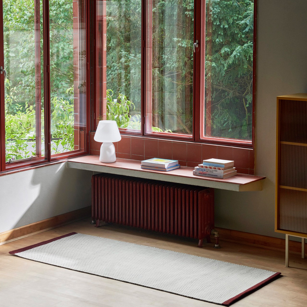 Bias Rug Tint Teppich