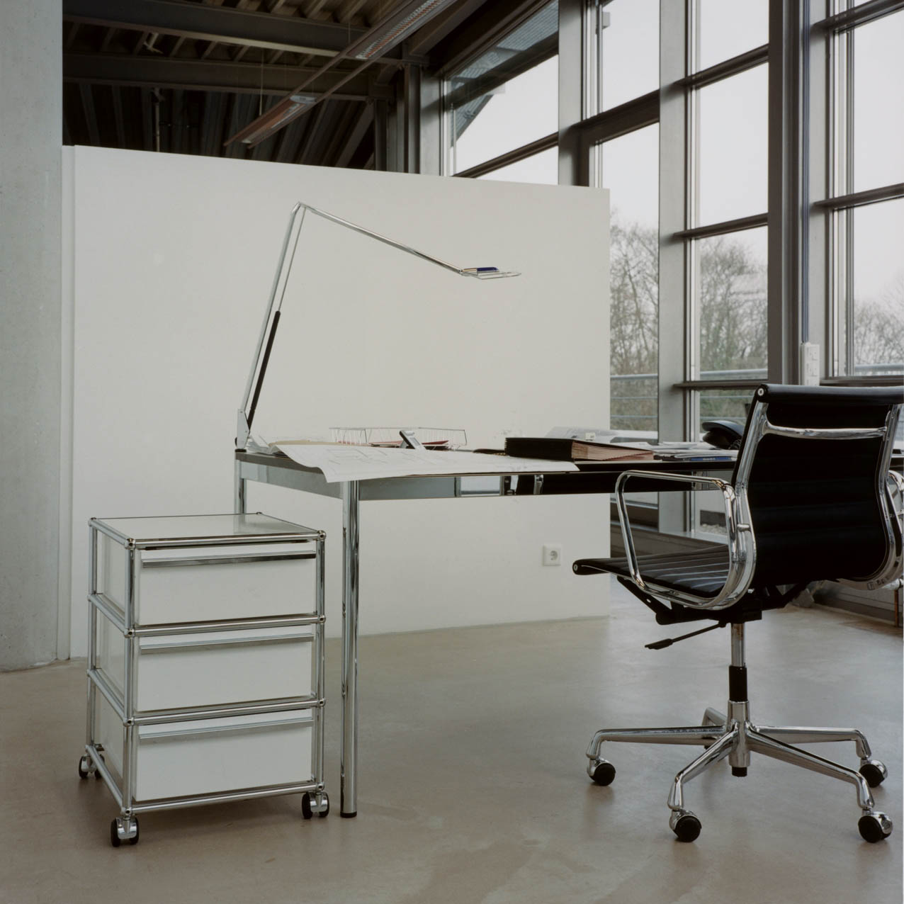 Tisch Haller