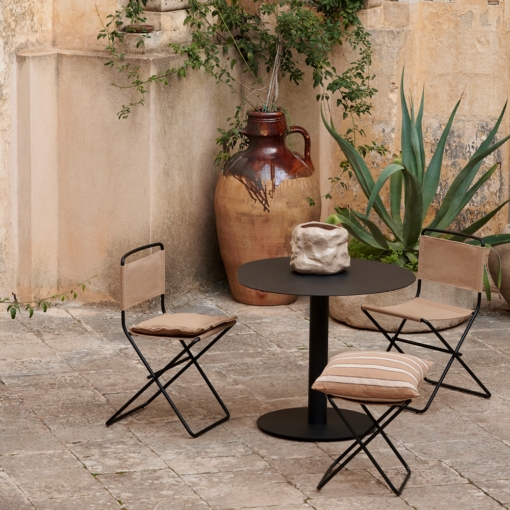 Pond Dining Table