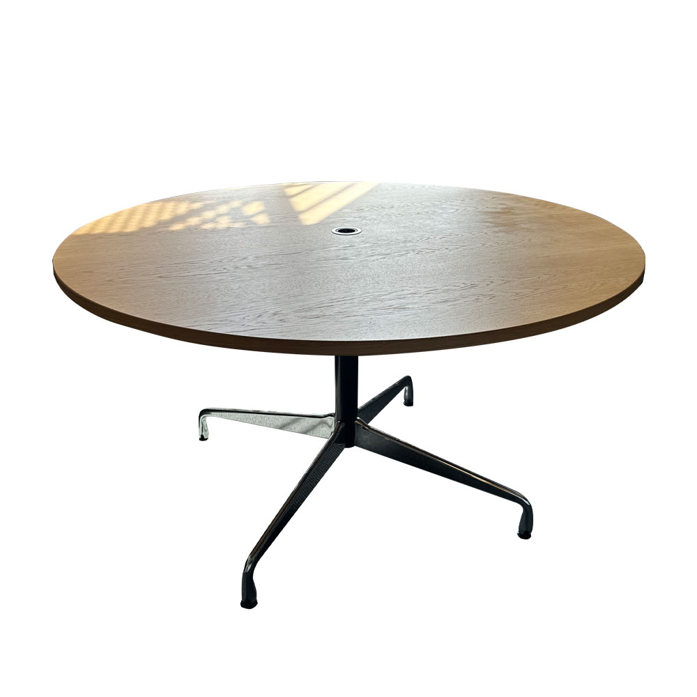 Eames Segmented Table- Ausstellungsstück 