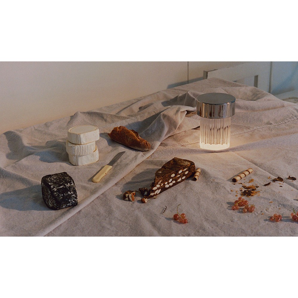 Last Order fluted Tischleuchte