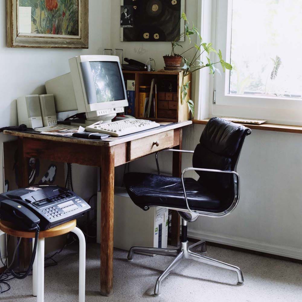 Soft Pad Chair EA 207/208