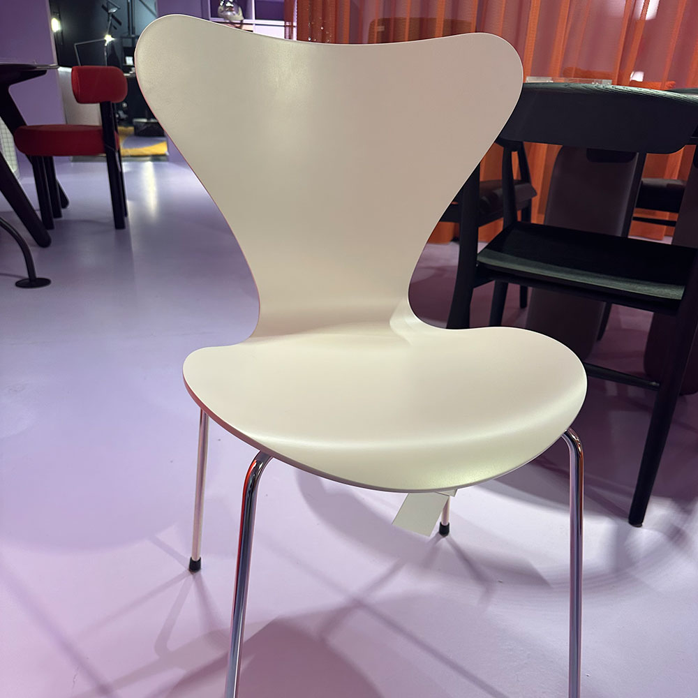Stuhl 3107 beige - Ausstellungsstück