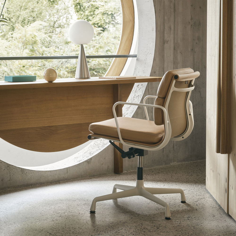 Soft Pad Chair EA 231 - Home Office