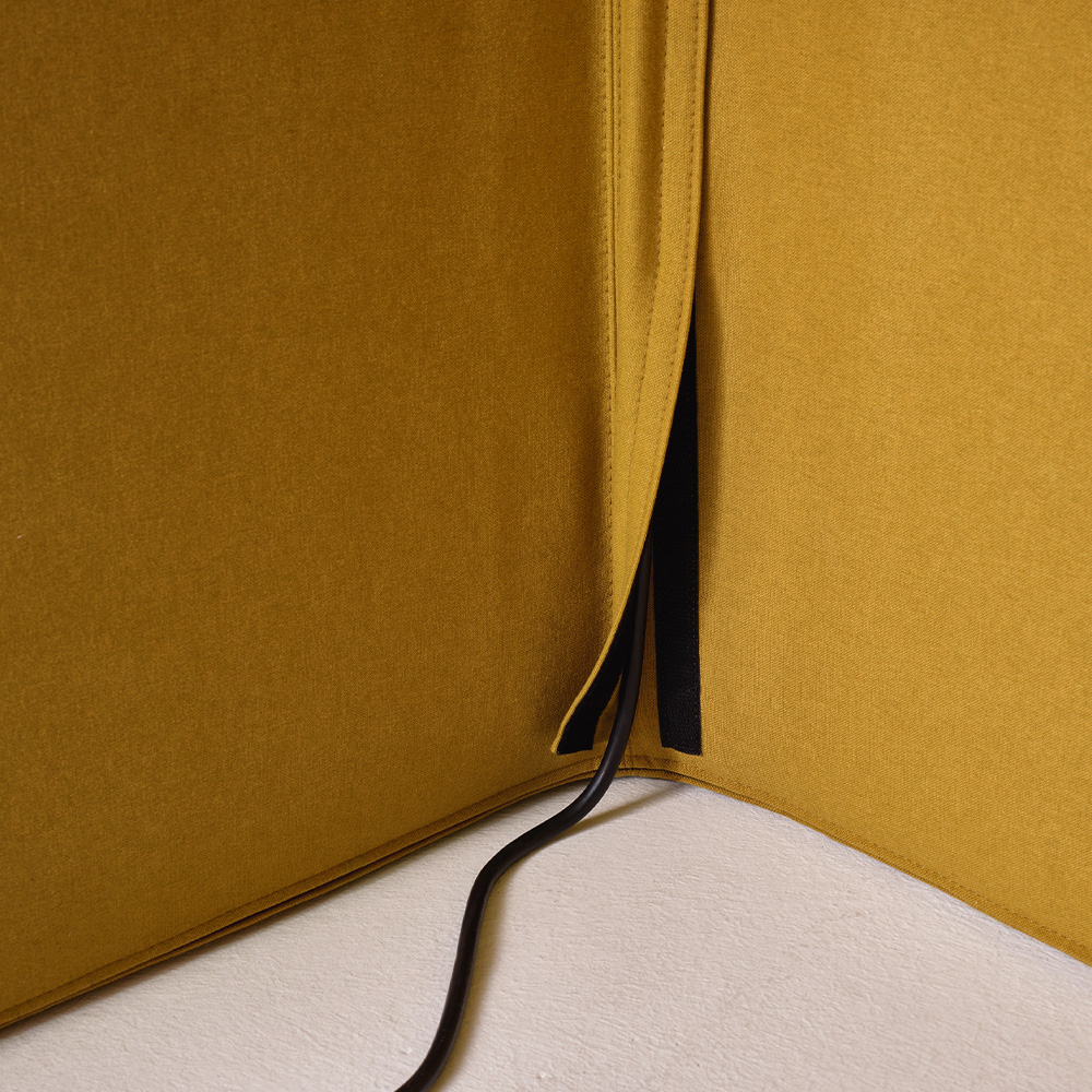 Floater Schreibtisch