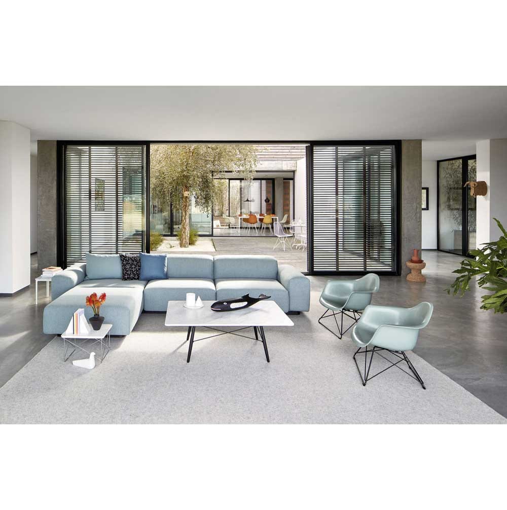 Eames Fiberglass Armchair LAR mit Sitzpolster