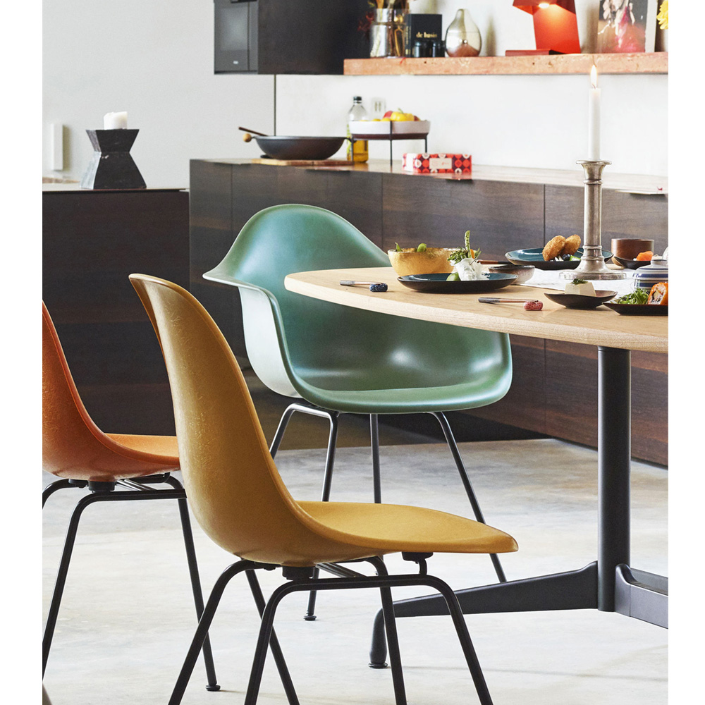 Eames Fiberglass Armchair RAR