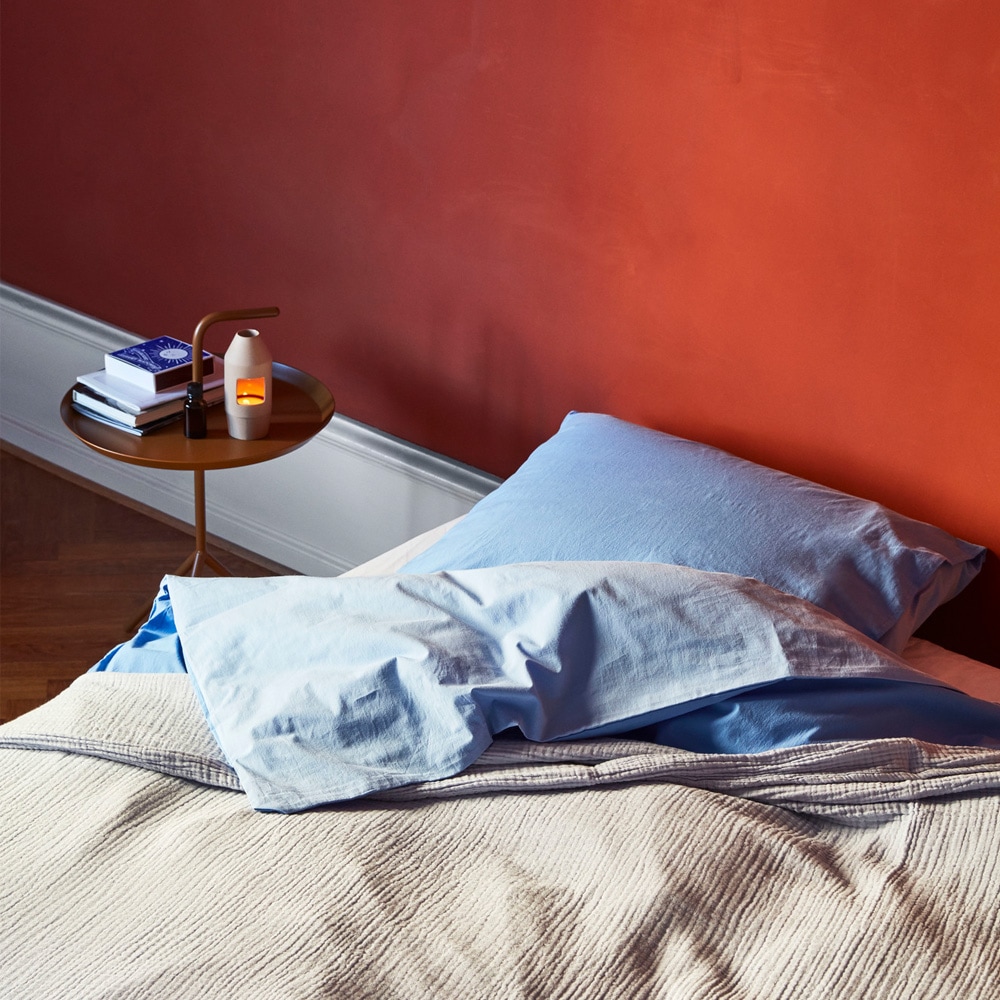 DLM Side Table