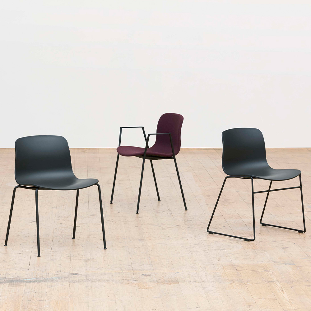 About a Chair AAC 08