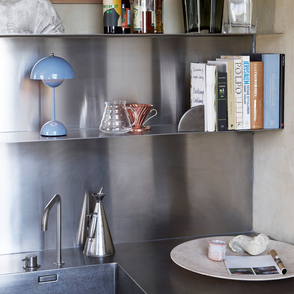 Flowerpot VP9 Portable