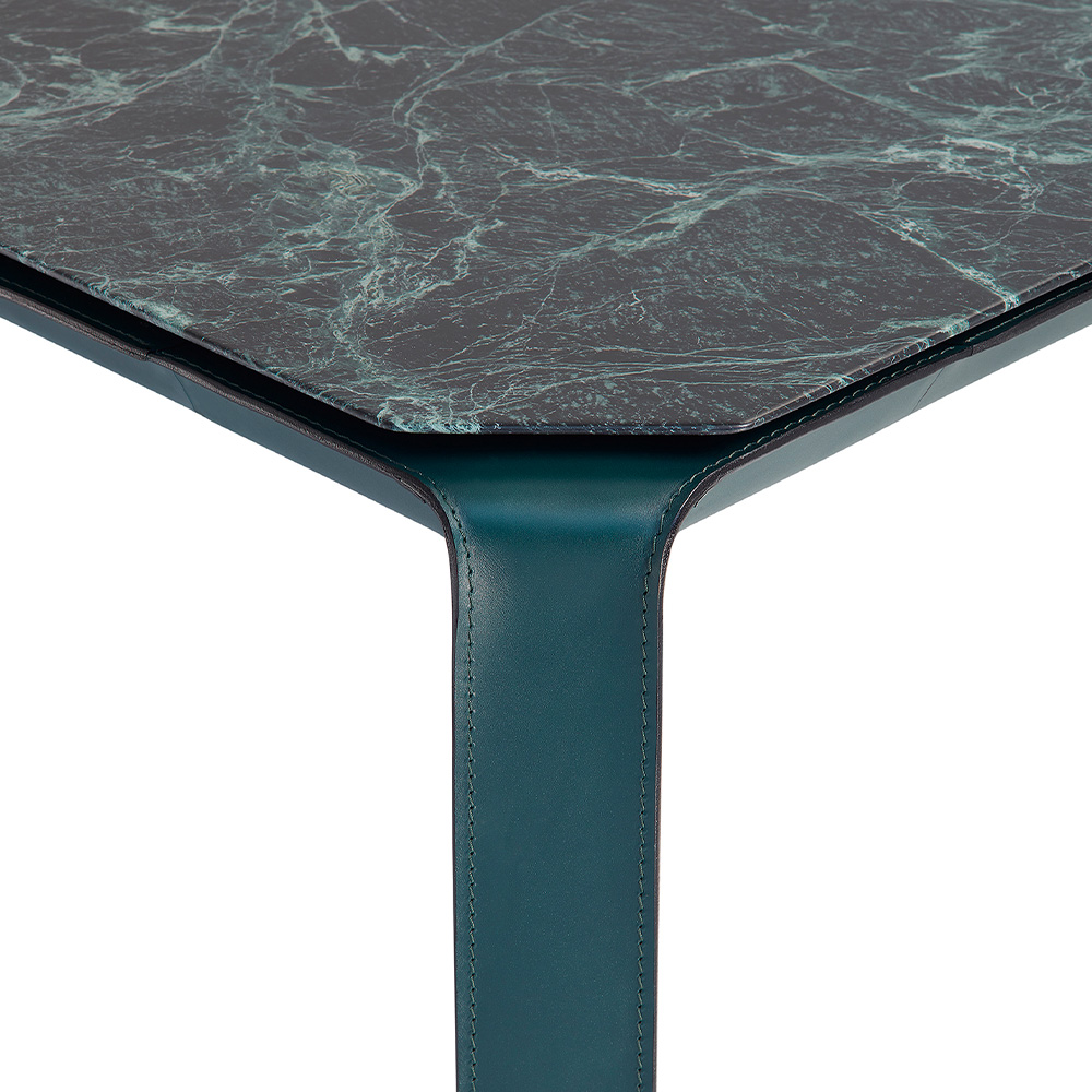 Tisch-Cassina-Cab-Tab-Marmor-gr-n-Detail-01-stoll-koeln Cab Tab