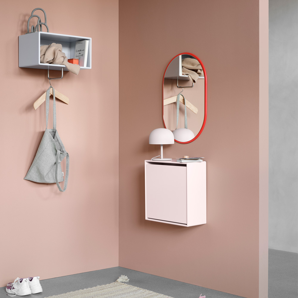 Montana Hall Schrank