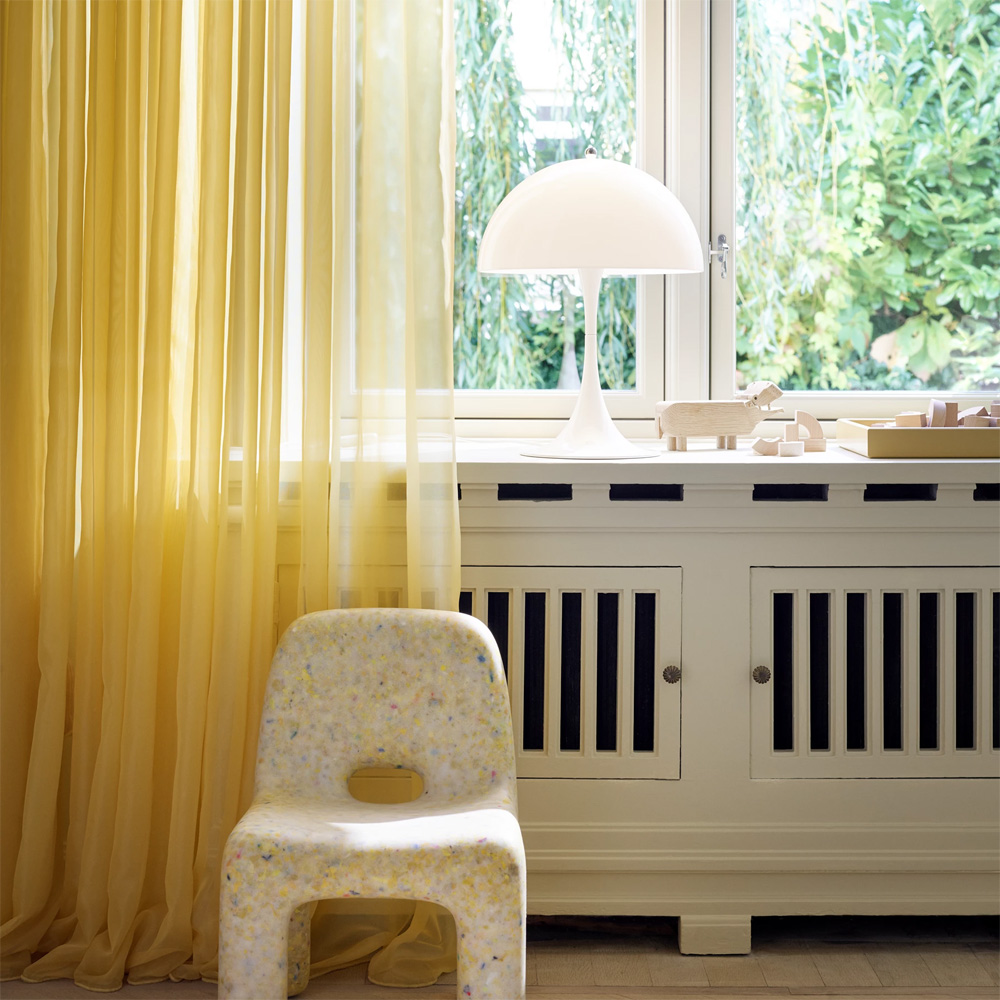 Panthella 320 Tischleuchte