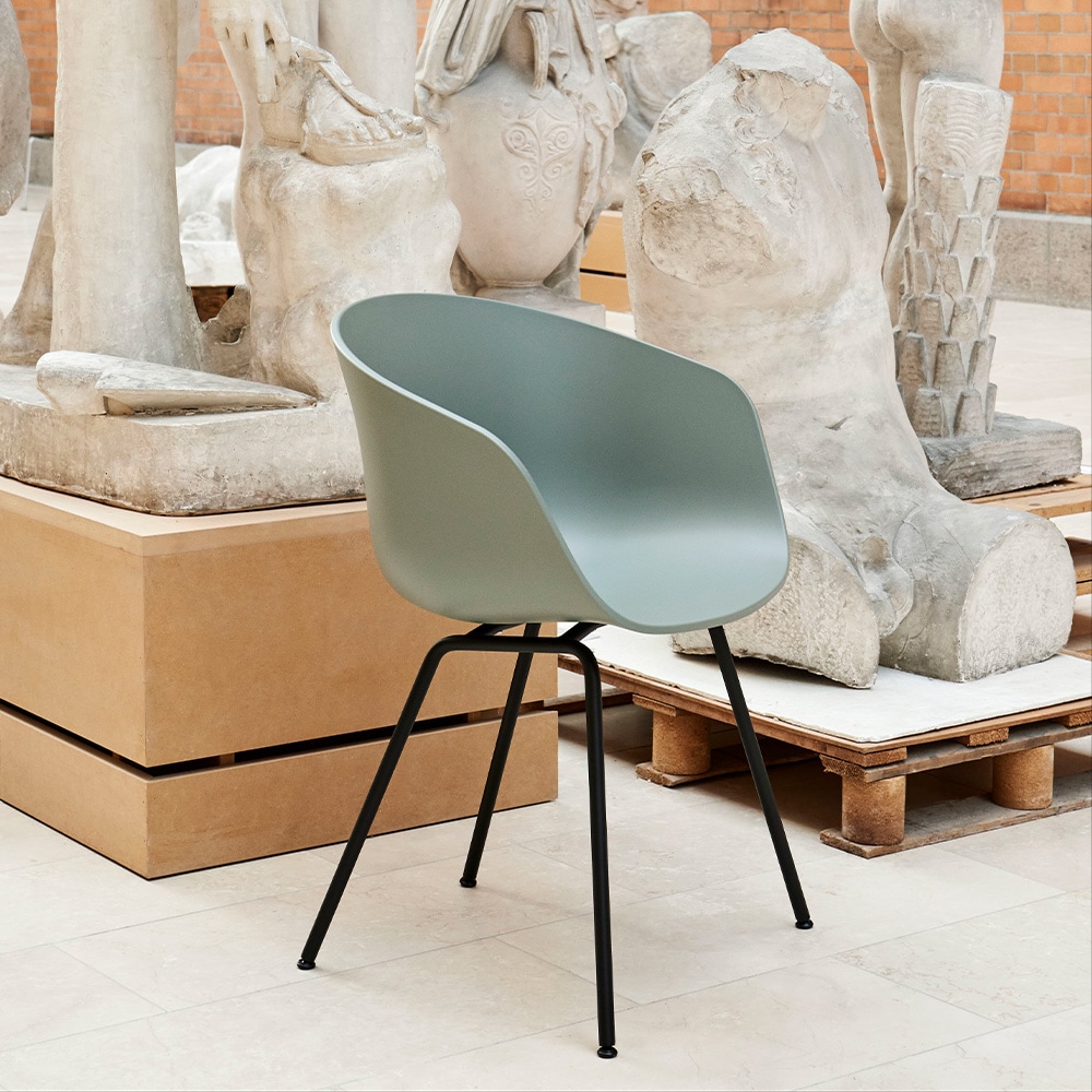 About a Chair AAC 26