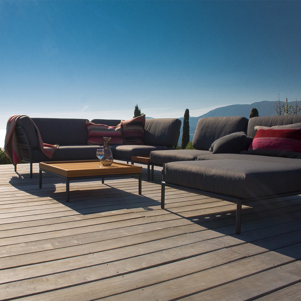 Level Outdoor Sofa