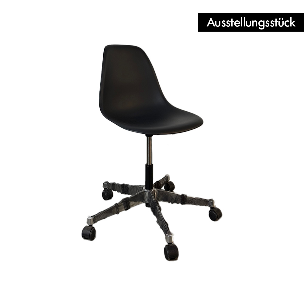 Eames Plastic Side Chair PSCC - Ausstellungsstück