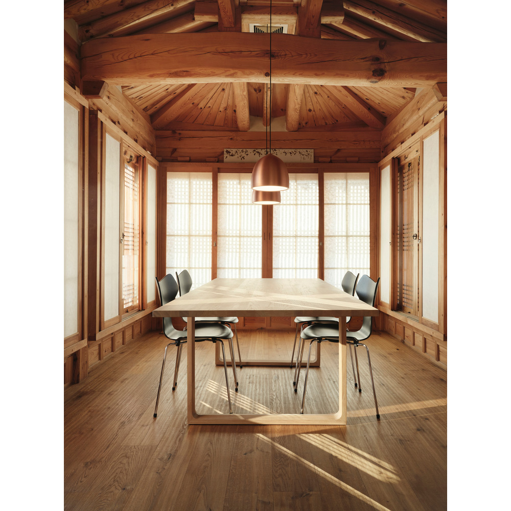 Essay Tisch - neue Größen