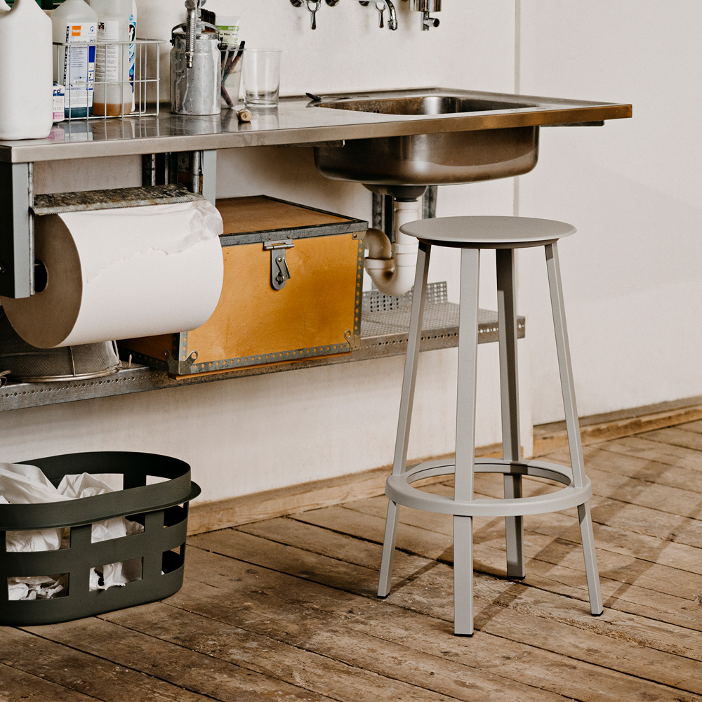Revolver Bar Stool