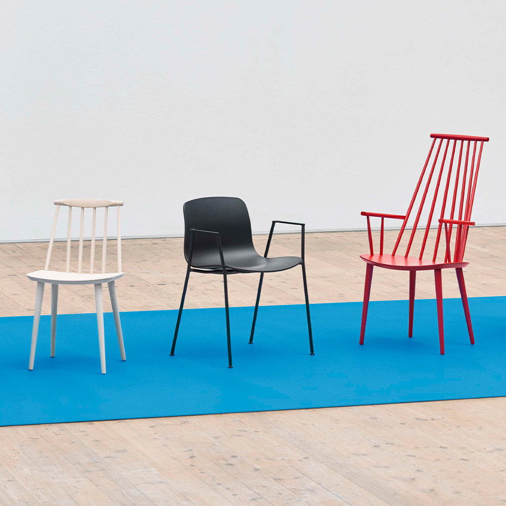 About a Chair AAC 18