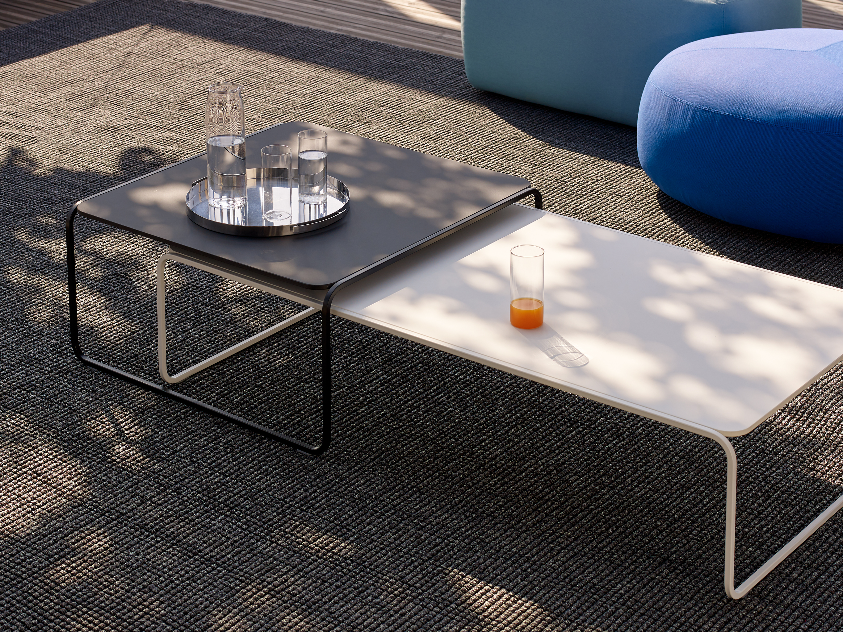 TOÈ Outdoor Beistelltisch