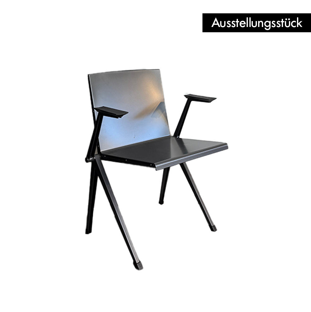 Mondial Armchair - Ausstellungsstück