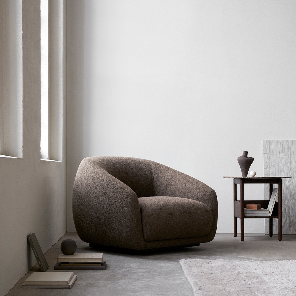 Montholon Lounge Chair