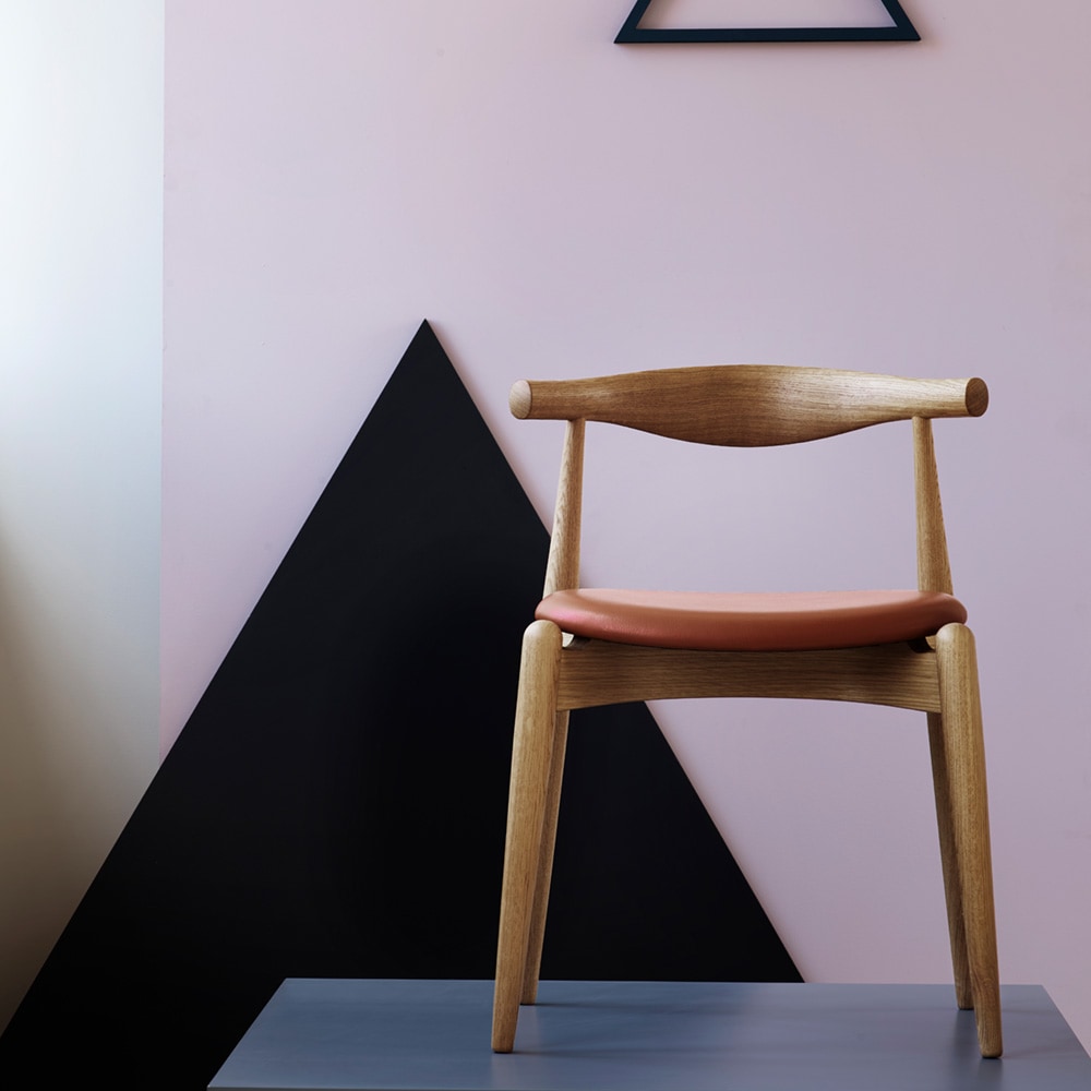 CH20 Elbow Chair