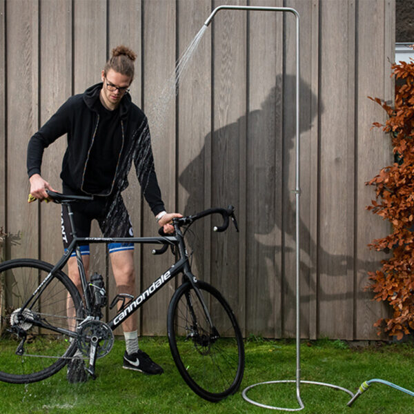 Serpentine Gartendusche