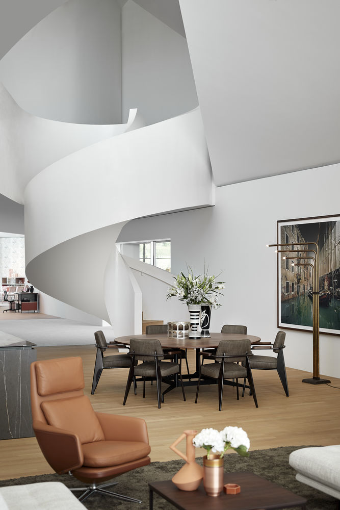 Eames Segmented Table rund