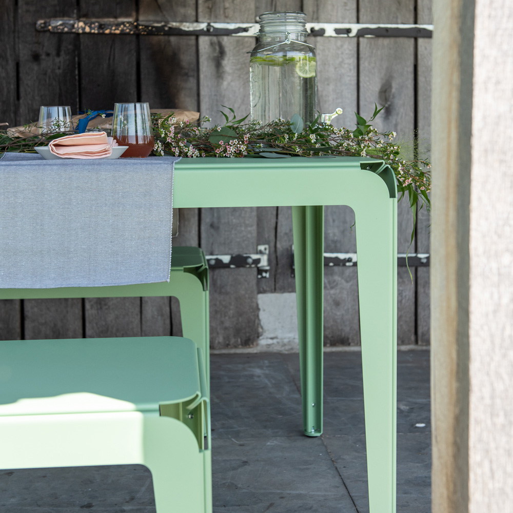 Bended Bench Outdoor