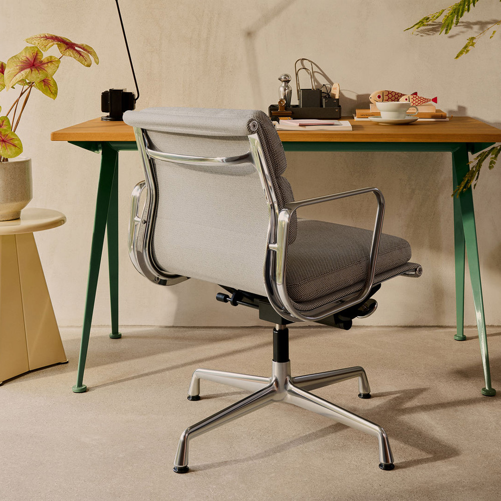 Soft Pad Chair EA 231 - Home Office