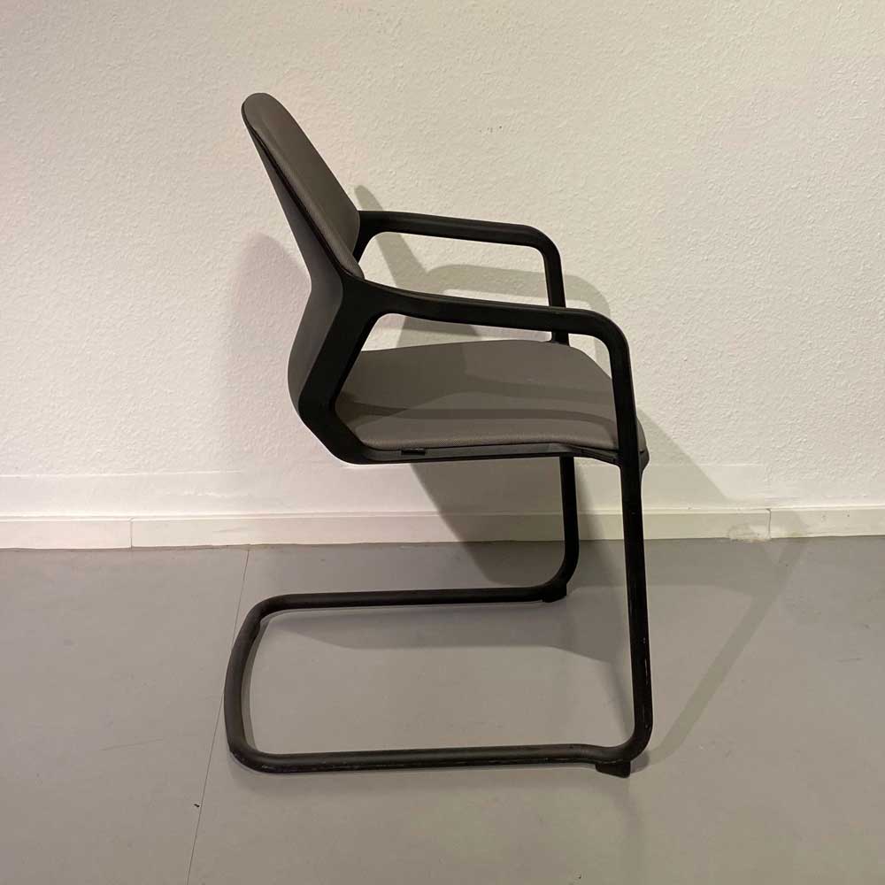 Metrik schwarz grau - Ausstellungsstück